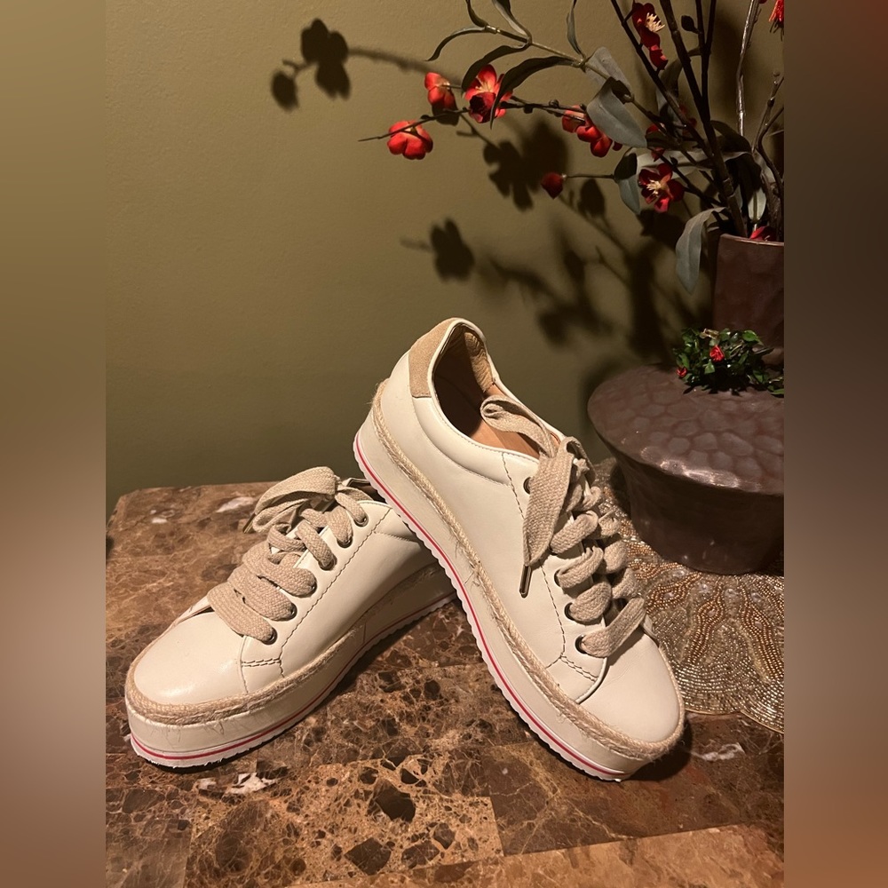 Joie womens sneaker